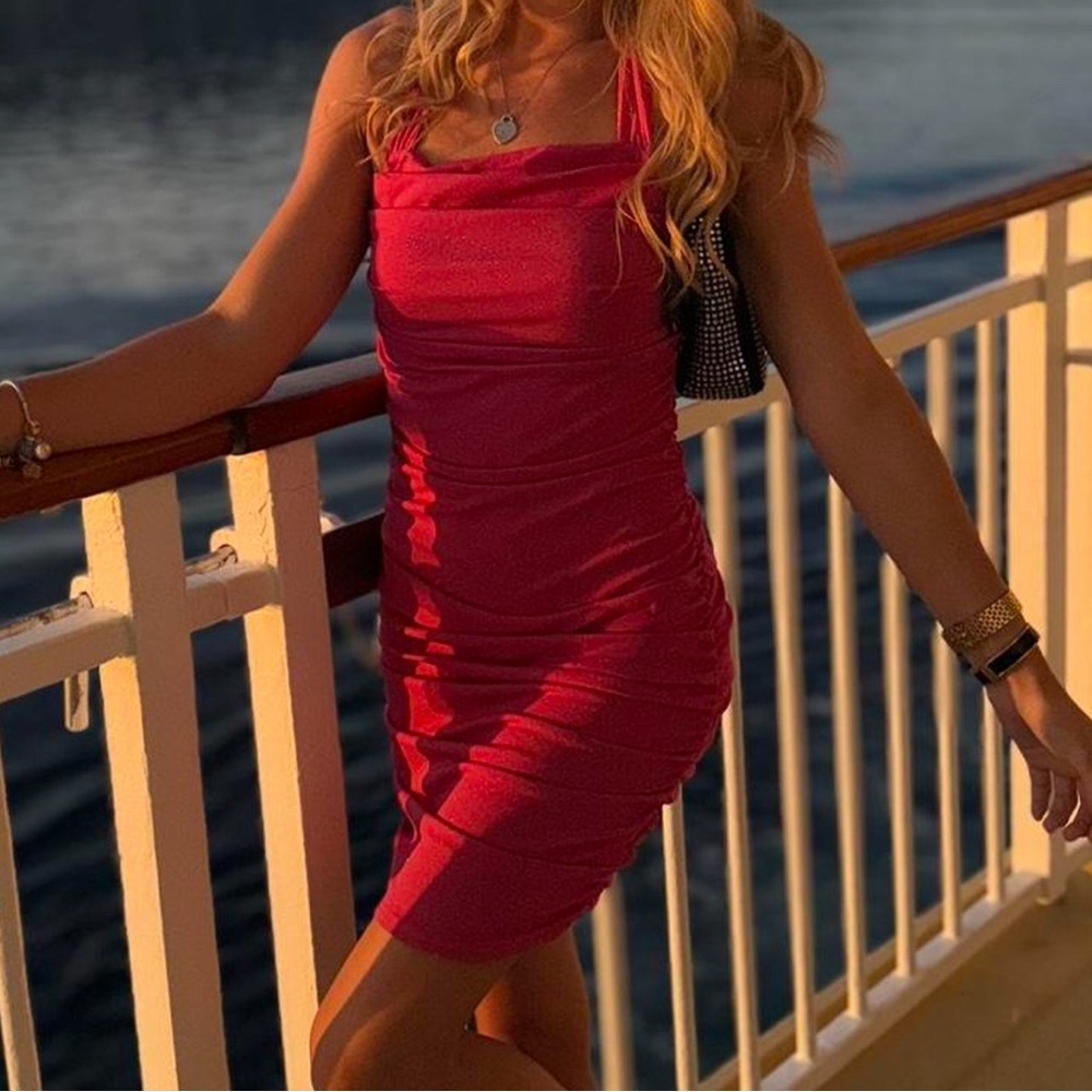 Chic Pink Mini Dress